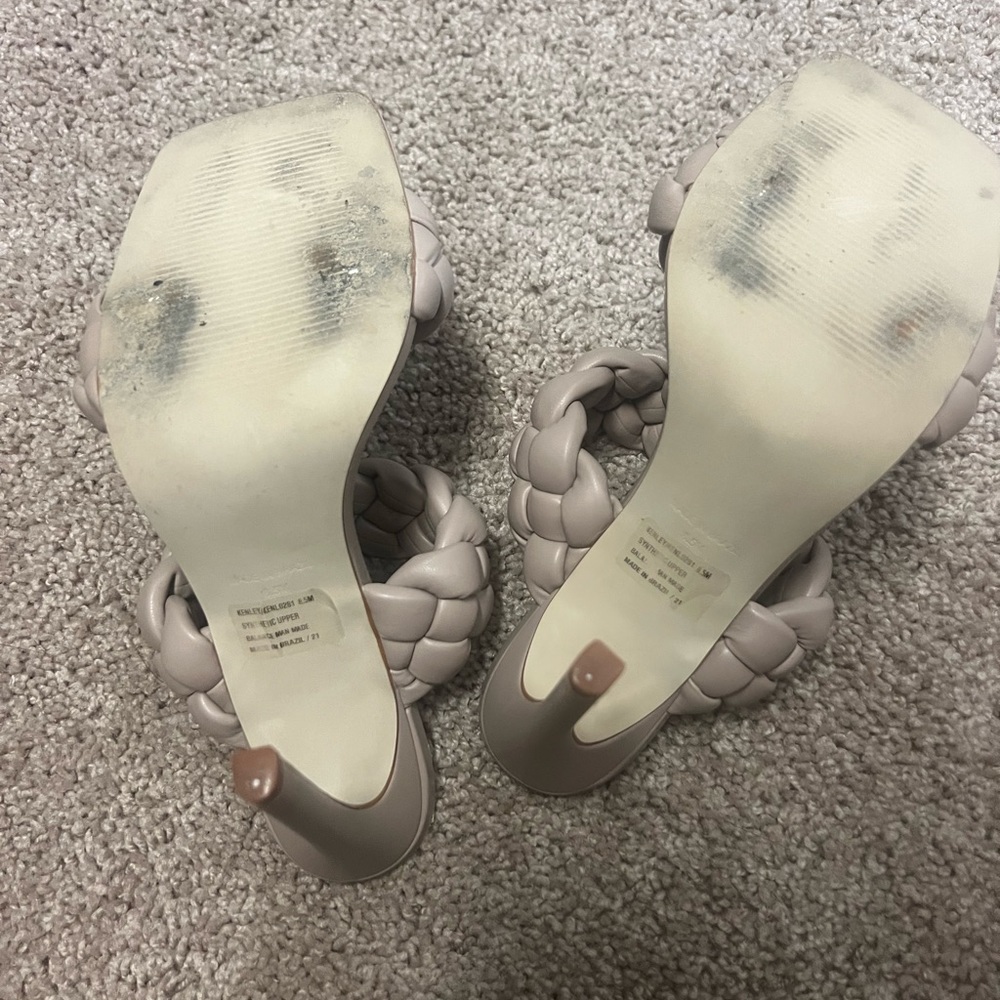 Steven Madden Kenley Heel. Worn only twice. In great condition!